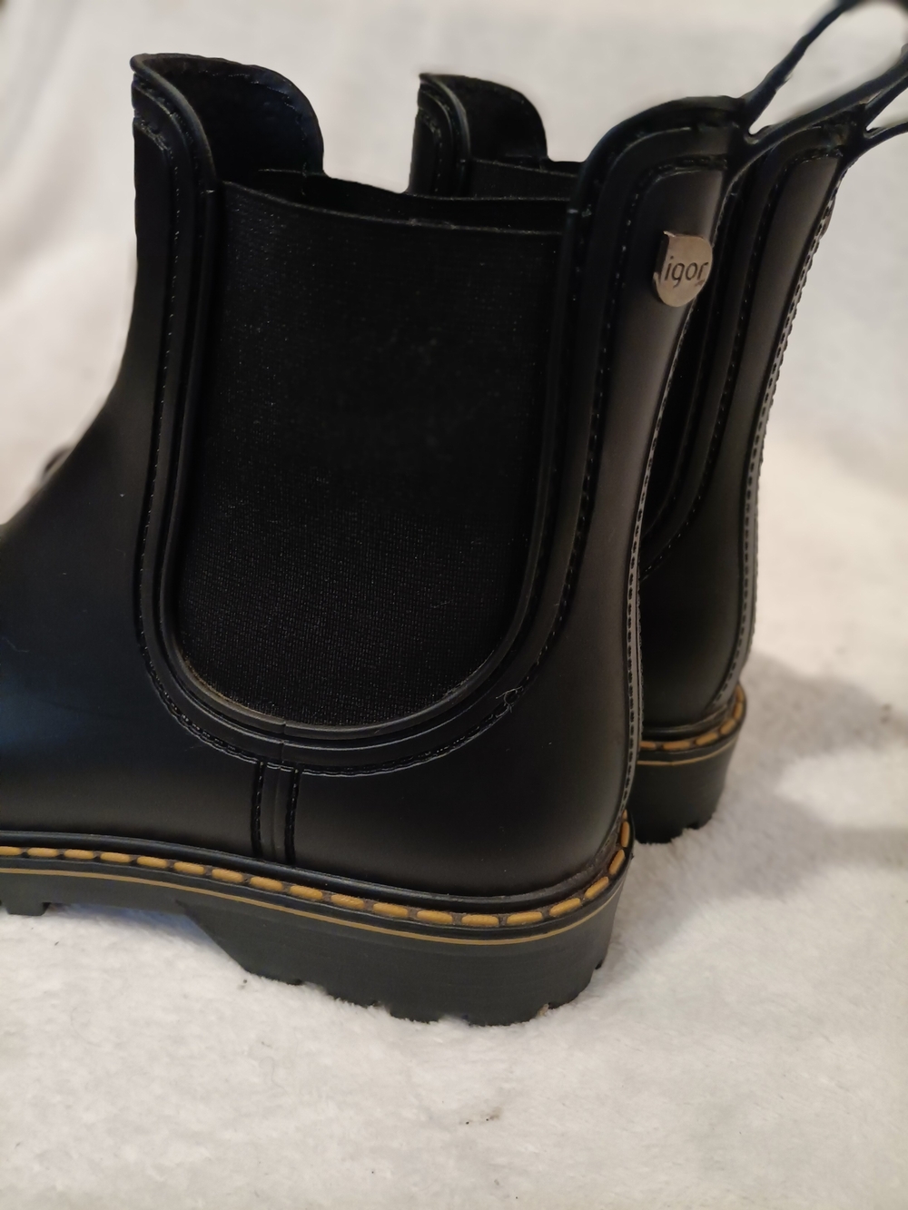 Black Chelsea Rain Boots by Igor - Women's Slip-On Waterproof Booties